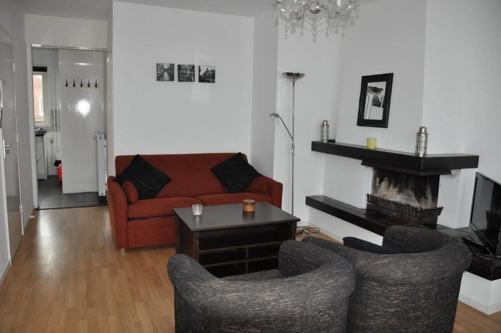 Schelvis Apartments Зандфорт Экстерьер фото